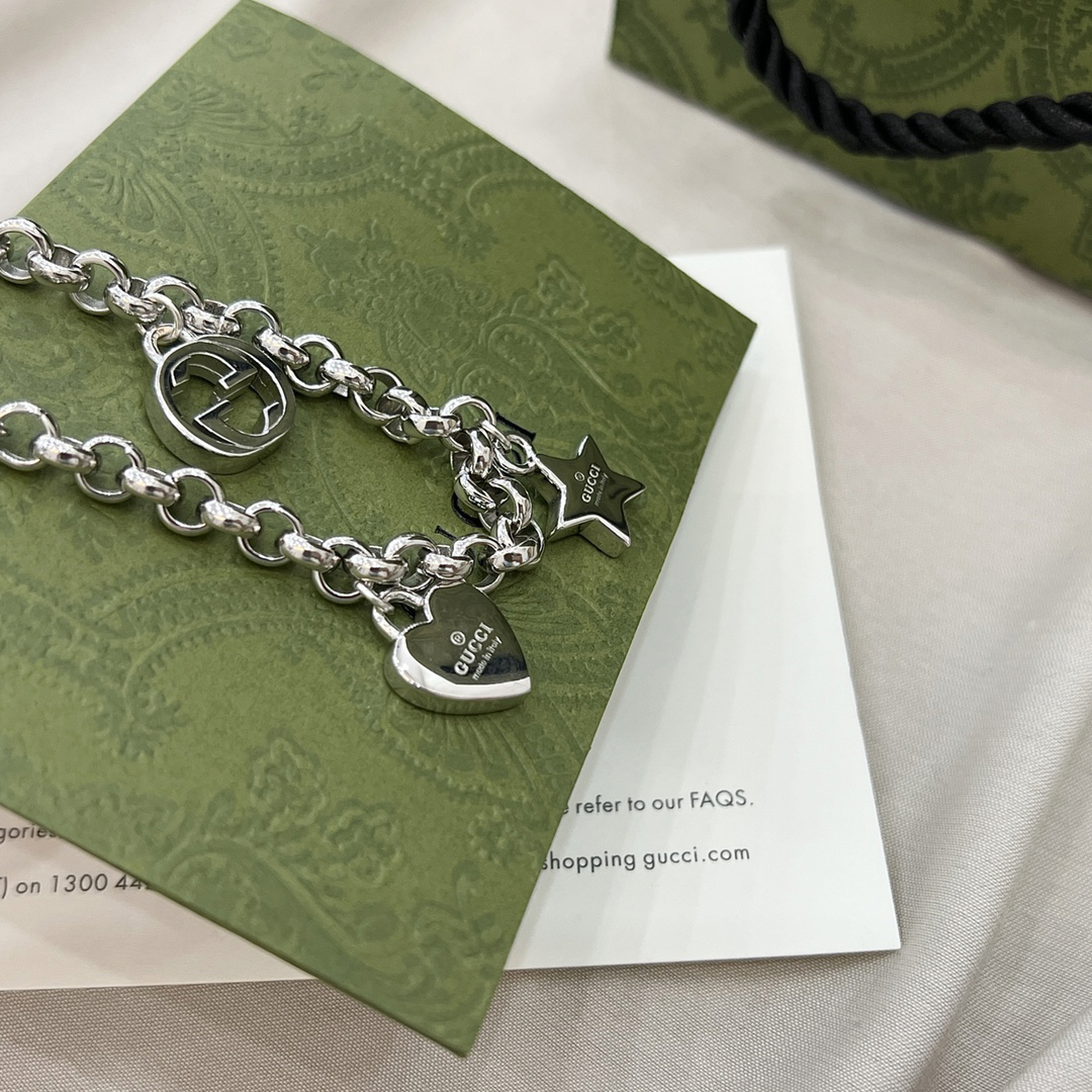 グッチ「Gucci」  ハート チェーン ブレスレット