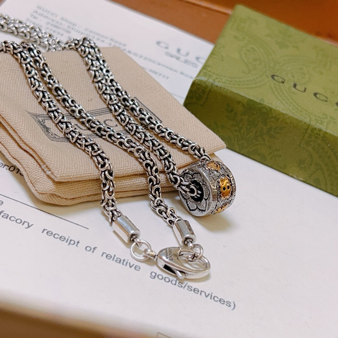 グッチ「Gucci」Anger Forest シルバーネックレス