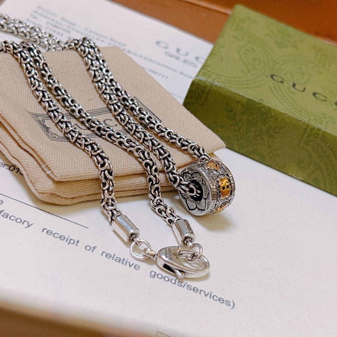 グッチ「Gucci」Anger Forest シルバーネックレス