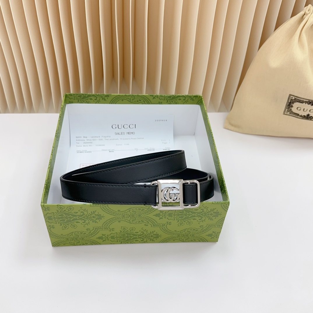 グッチ「Gucci」ダブルフェイス プレミアムレザー ベルト100CM