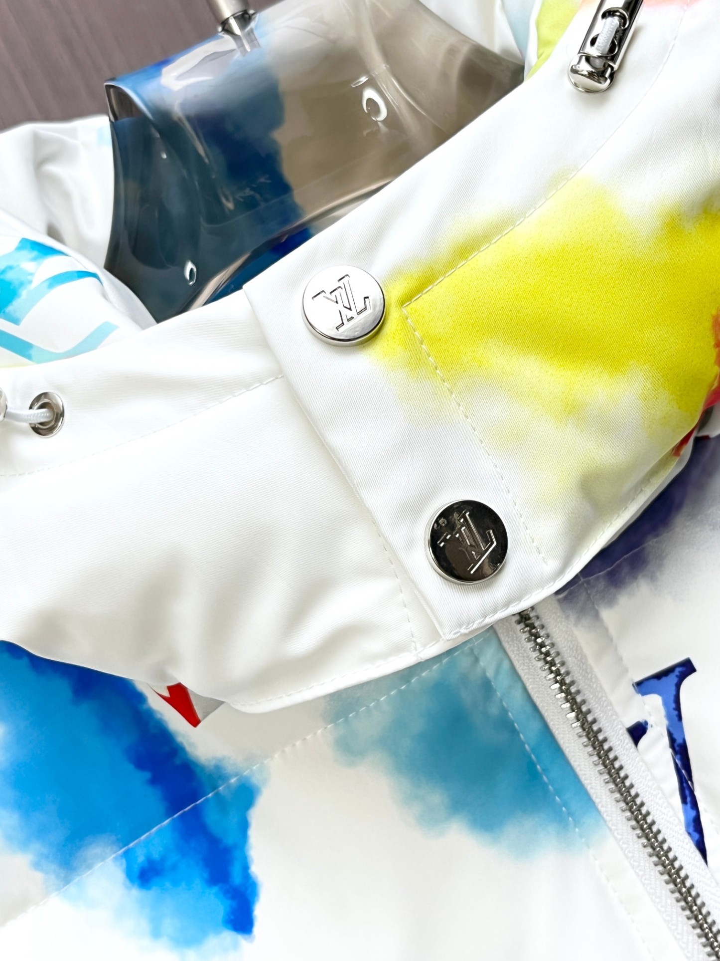 ルイ・ヴィトン「Louis Vuitton」‌ MONOGRAM PILLOW ダウンジャケット