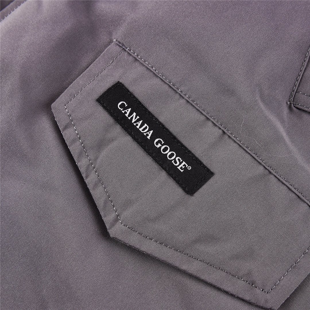 カナダグース「Canada Goose」ユニセックス プレミアムダウンコート