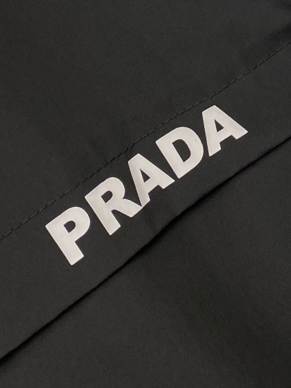 プラダ「Prada」2024秋冬 メンズ スタンドカラージャケット
