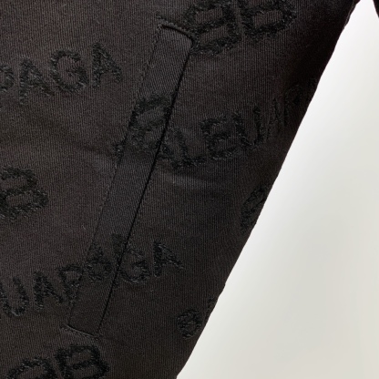 バレンシアガ「Balenciaga」2024年春夏 フレームロゴ デニムジャケット