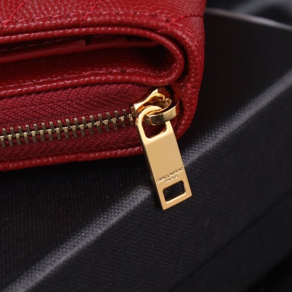 サンローラン「Saint Laurent」モノグラム コンパクト ジップアラウンド ウォレット（グレイン ド プードル エンボスレザー）