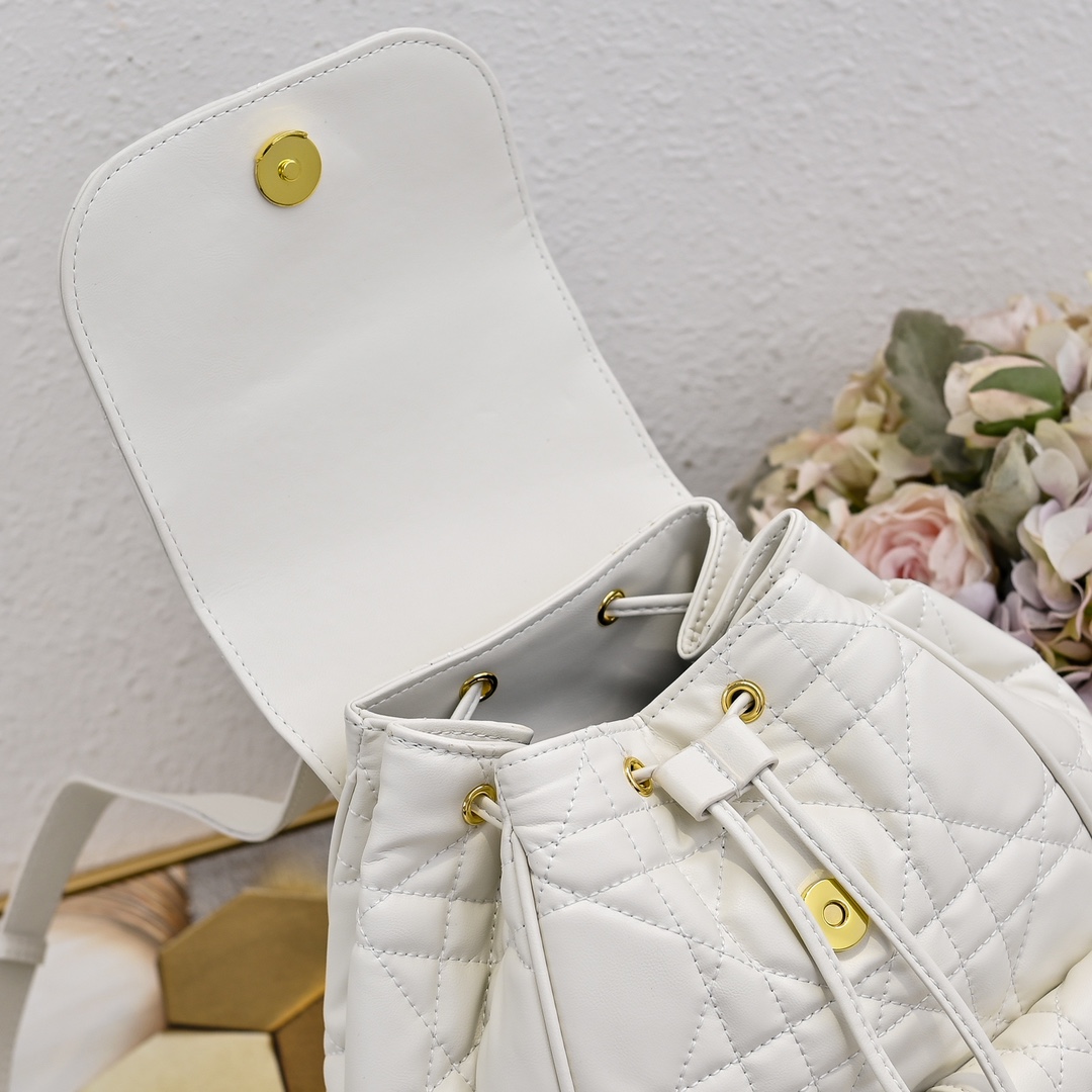 ディオール「Dior」Dior Caro バックパック ミディアム