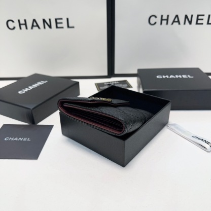 シャネル「Chanel」 ラムスキン フラップ ウォレット 財布