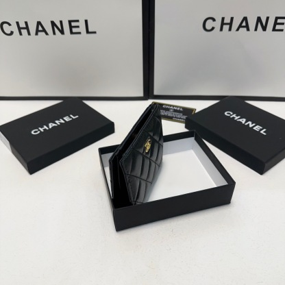 シャネル「Chanel」 ラムスキン フラップ ウォレット 財布