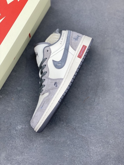 ナイキ「Nike」ク ロー カジュアルスニーカー