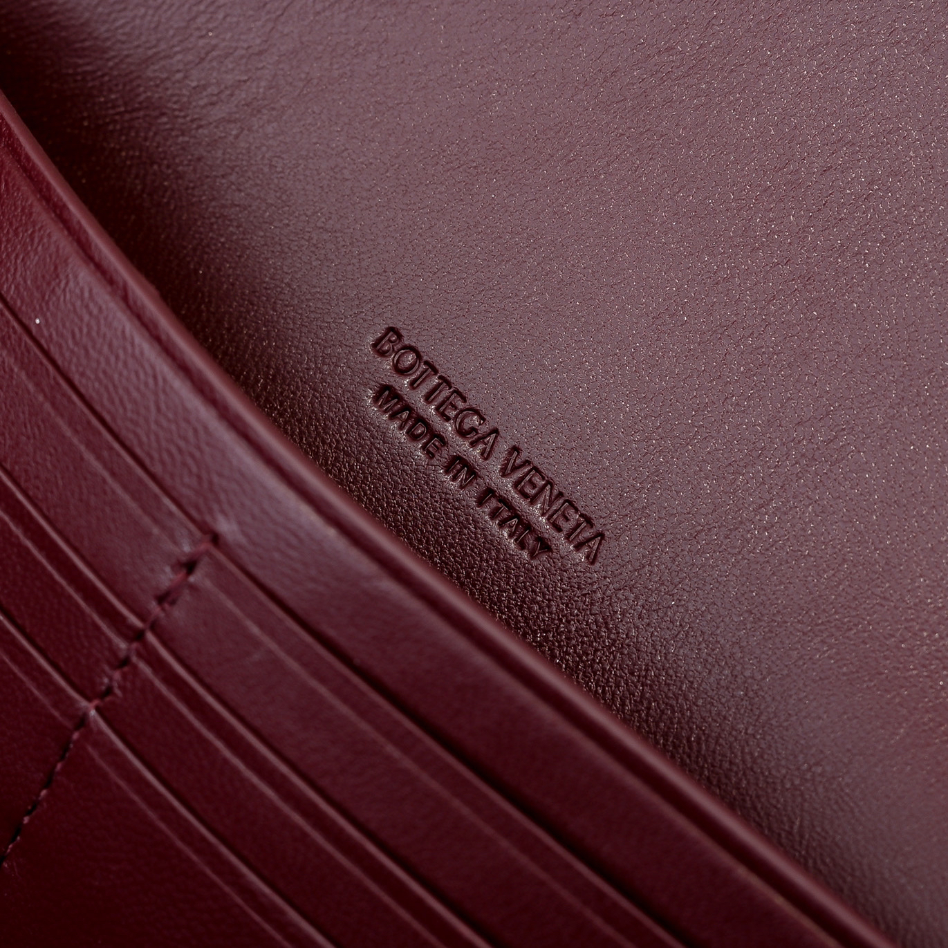 ボッテガ・ヴェネタ「Bottega Veneta」 デザートスエード クラッチバッグ