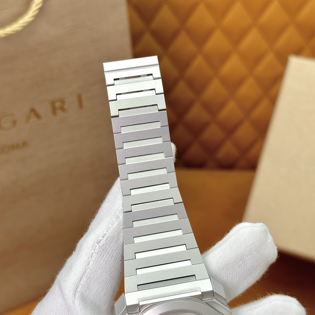 ブルガリ「Bvlgari」Octo 腕時計40MM