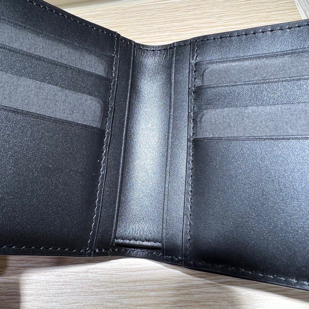 フェラガモ「Ferragamo」ーニ メンズスリムウォレット