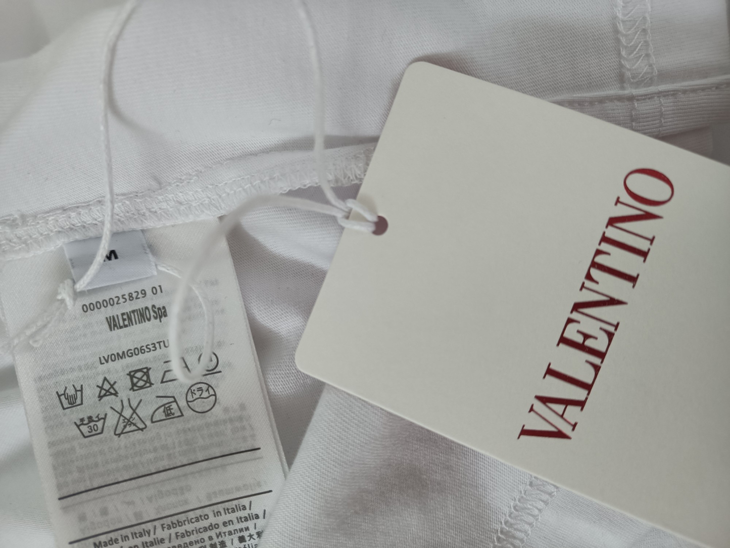 ヴァレンティノ「Valentino」 クラシックシンプルリベットコットン丸首半袖