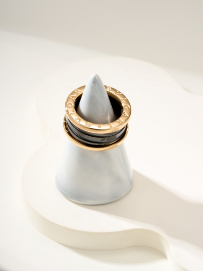 ブルガリ「Bvlgari」 セラミックリング