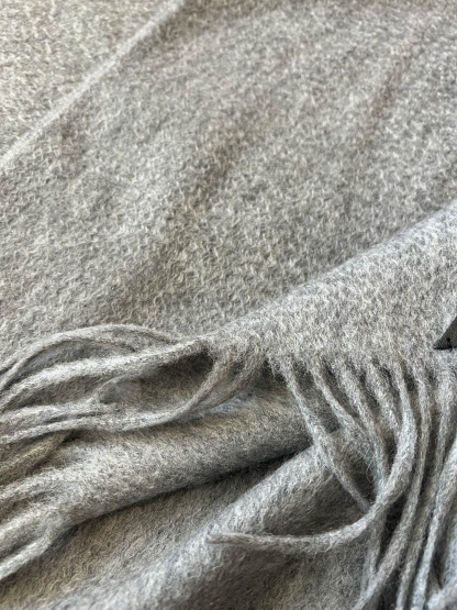 ボッテガ ヴェネタ「Bottega Veneta」2024秋冬 プレミアム キャシュミール マフラー35x200cm