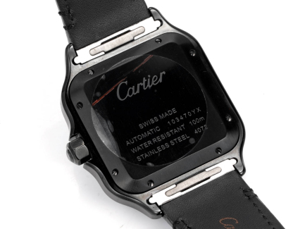 カルティエ「Cartier」 サントス ドゥ カルティエ 中東版 レザーストラップ メンズウォッチ39.8mm