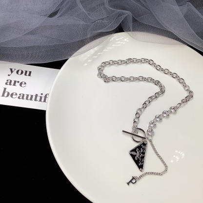 プラダ「Prada」 Symbole シルバーネックレス