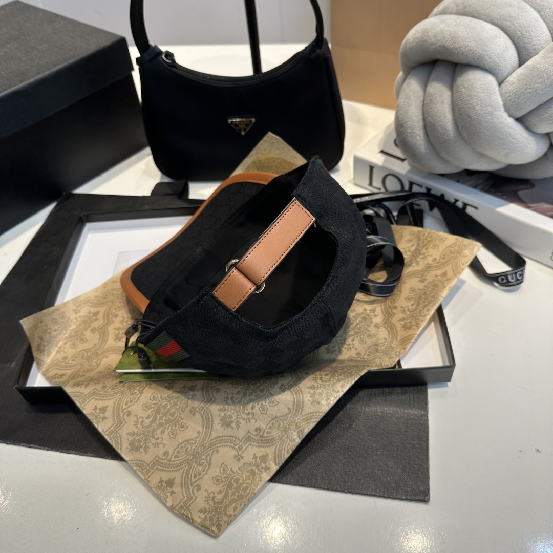 グッチ「Gucci」Lido GG Baseball Cap
