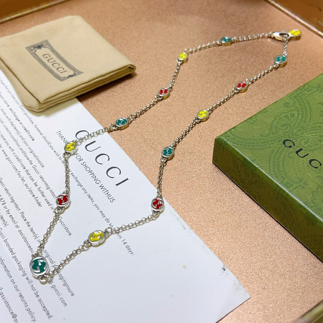 グッチ「Gucci」 Anger Forest ダブルGペンダントネックレス