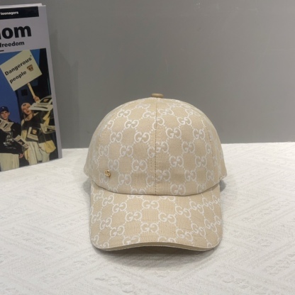 グッチ「Gucci」GGベースボールキャップ 2025コレクション