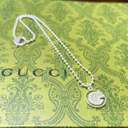 グッチ「Gucci」Anger Forest シルバーチェーンネックレス