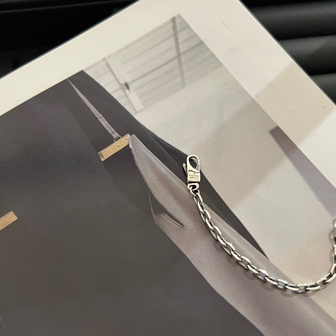 グッチ「Gucci」インターロッキングG シルバー925 ブレスレット