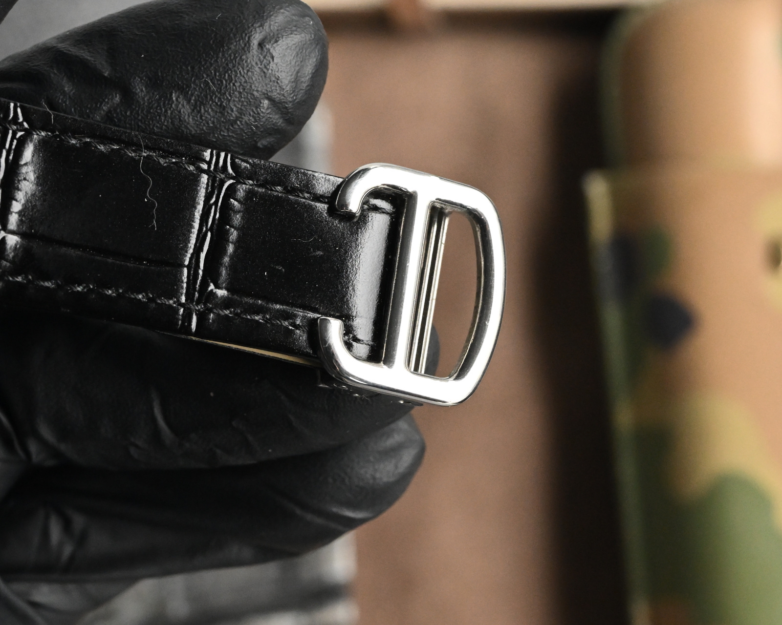 カルティエ「Cartier」CARTIERアースシリーズ腕時計47mm