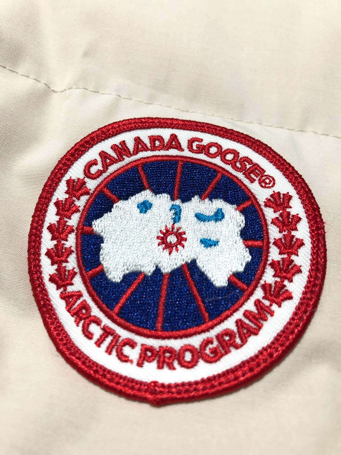 カナダグース「Canada Goose」ユニセックス プレミアムダウンコート