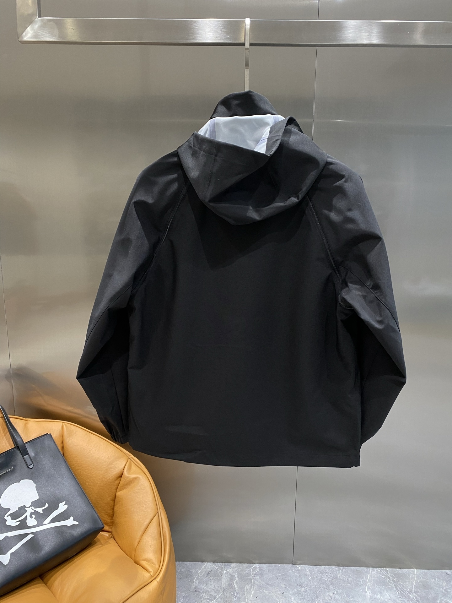 プラダ「Prada」 2025春夏メンズジャケット