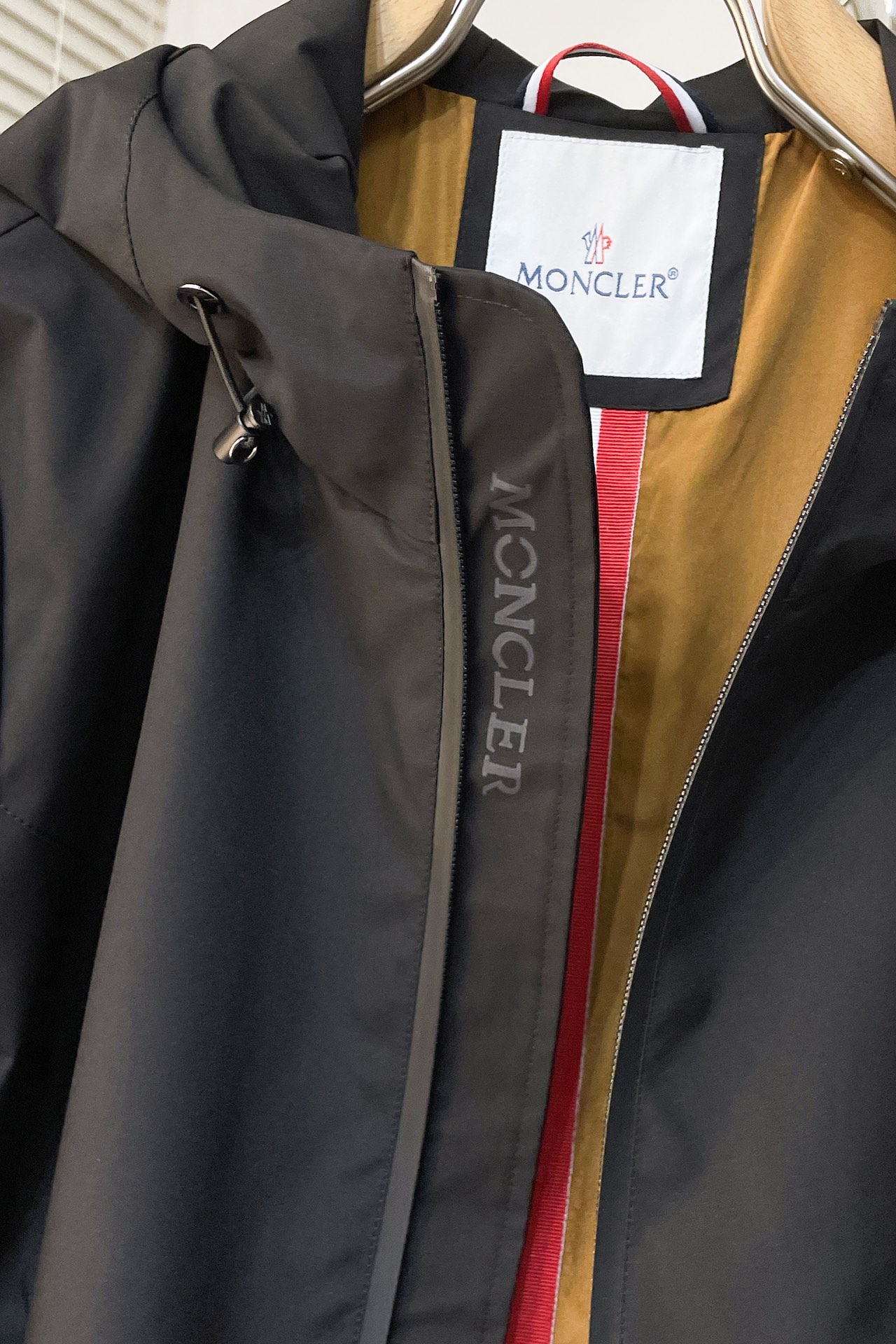 モンクレール「Moncler」最新春と秋のおしゃれなフードジャケット