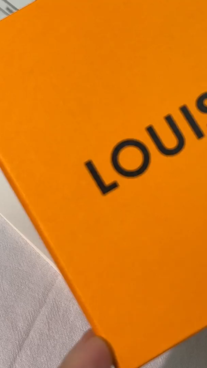 ルイ・ヴィトン「Louis Vuitton」折り財布