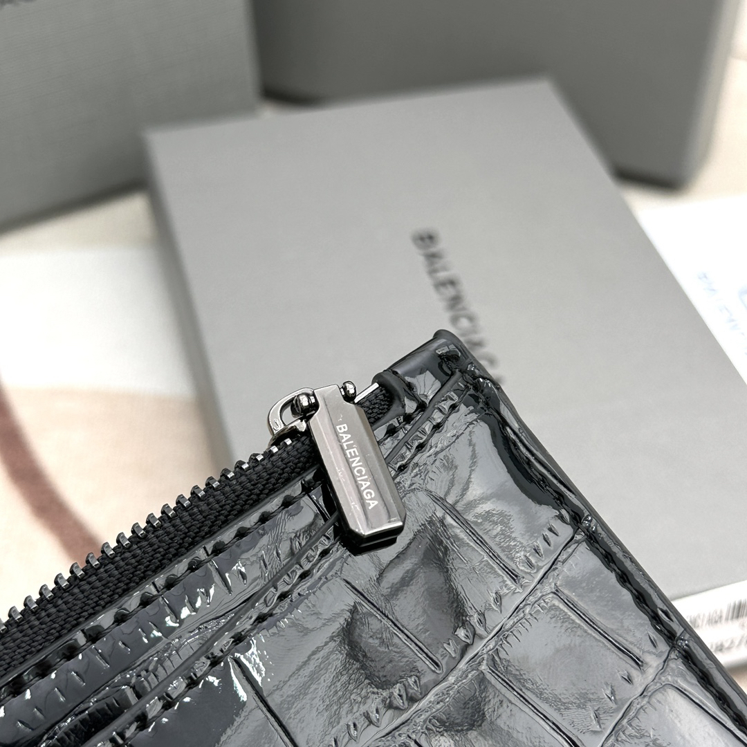バレンシアガ Balenciagaコラボレーション クラシックウォレット 財布