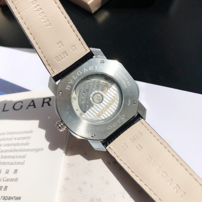 ブルガリ「Bvlgari」 Octo メンズ腕時計 40MM