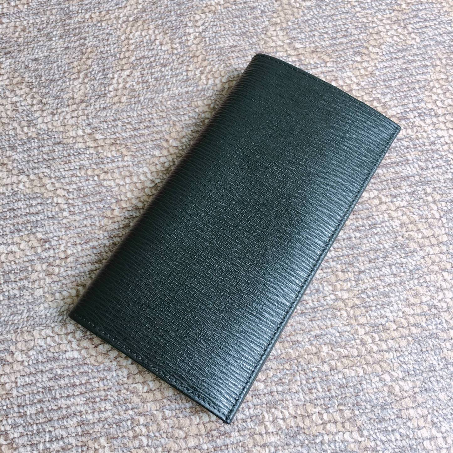 フェラガモ「Ferragamo」メンズビジネスウォレット