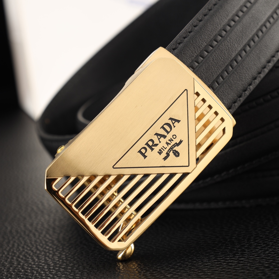 プラダ「Prada」メンズ オートマチック レザーベルト100CM