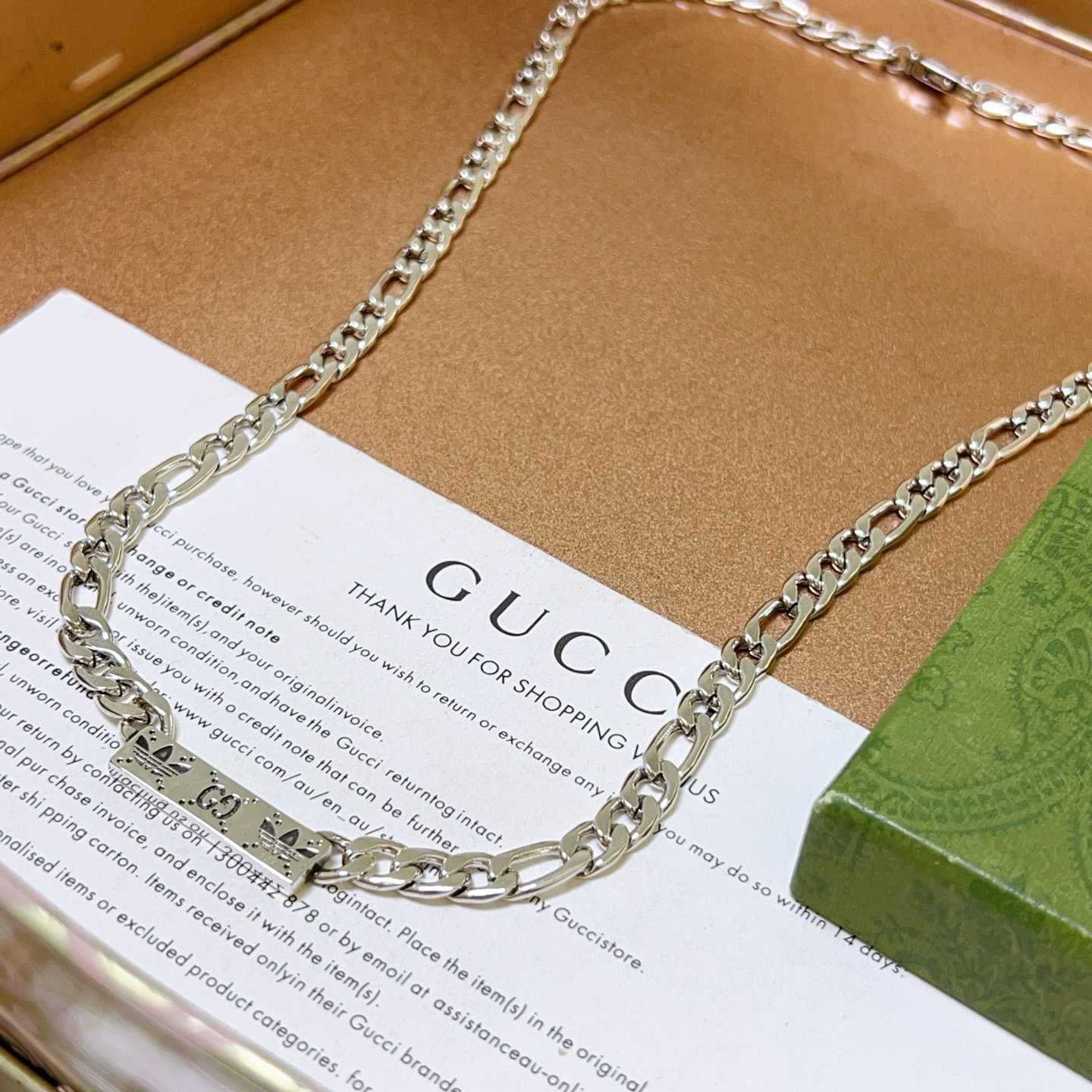 グッチ「Gucci」 Anger Forest ダブルGペンダントネックレス