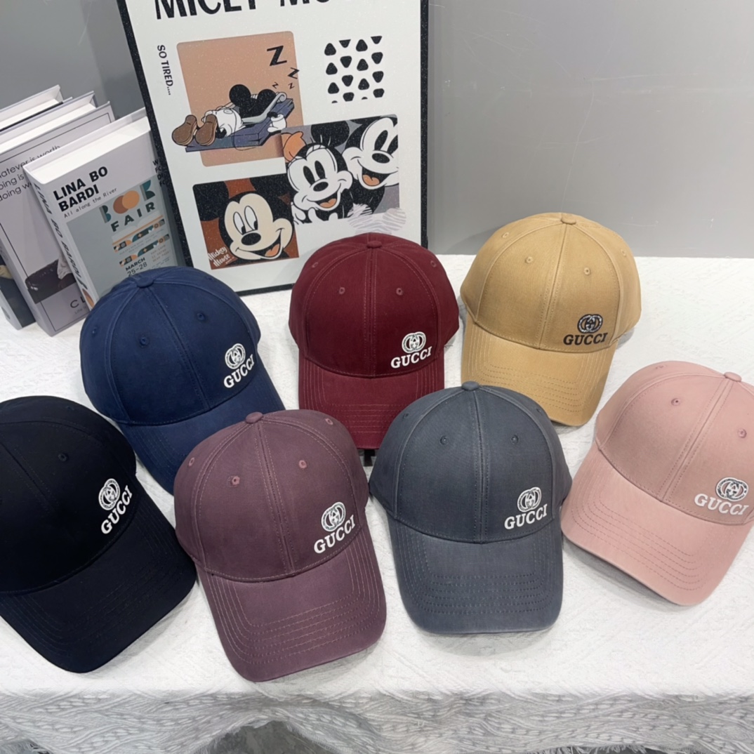 グッチ「Gucci」GGモノグラム ベースボールキャップ