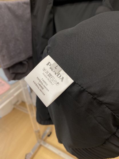 プラダ「Prada」2024秋冬 メンズ スタンドカラージャケット