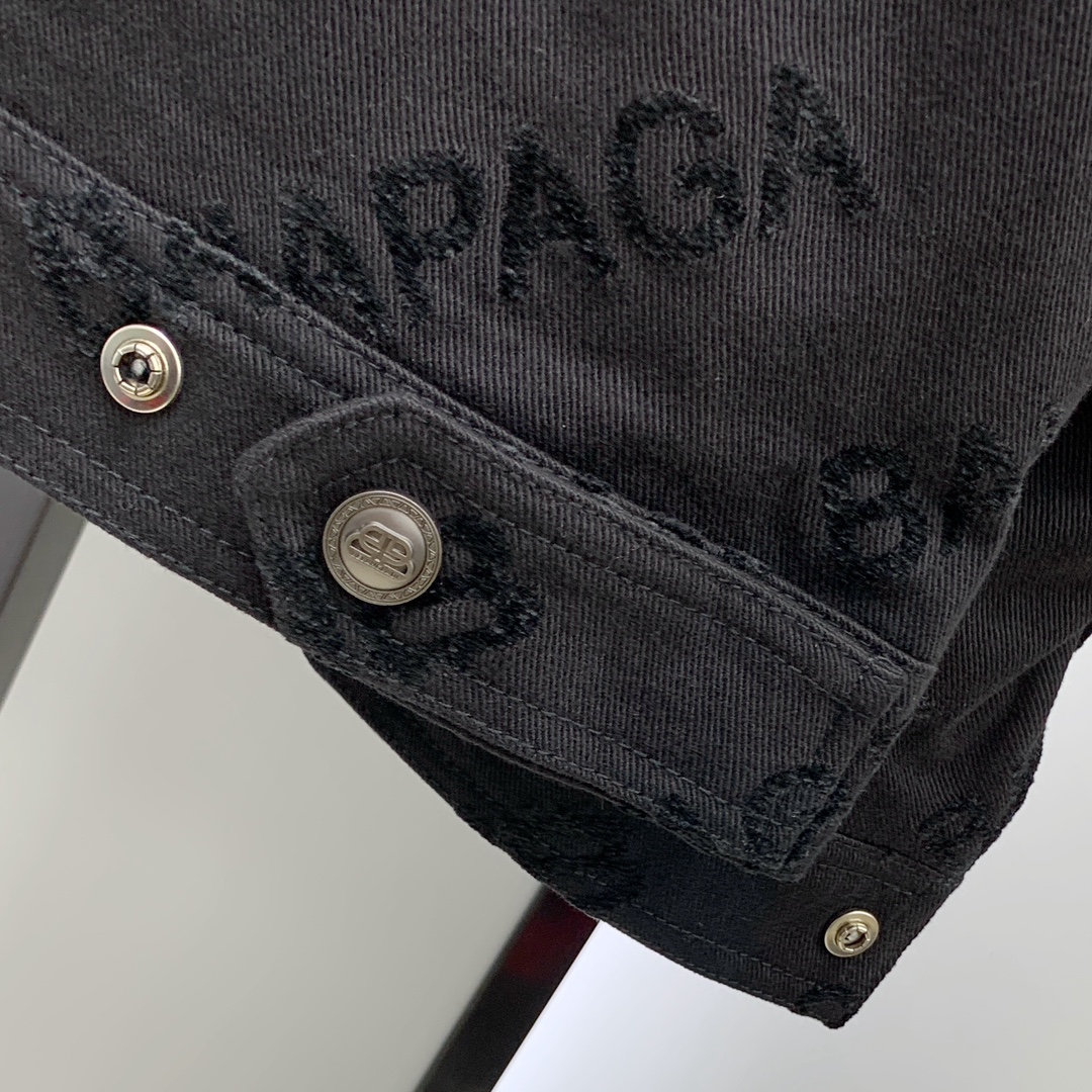 バレンシアガ「Balenciaga」2024年春夏 フレームロゴ デニムジャケット