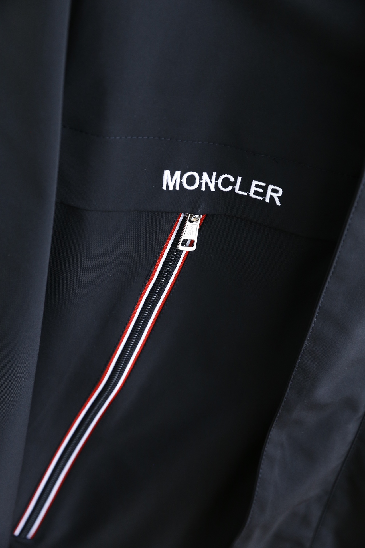 モンクレール「Moncler」2024 ss秋の新作メンズジャケット