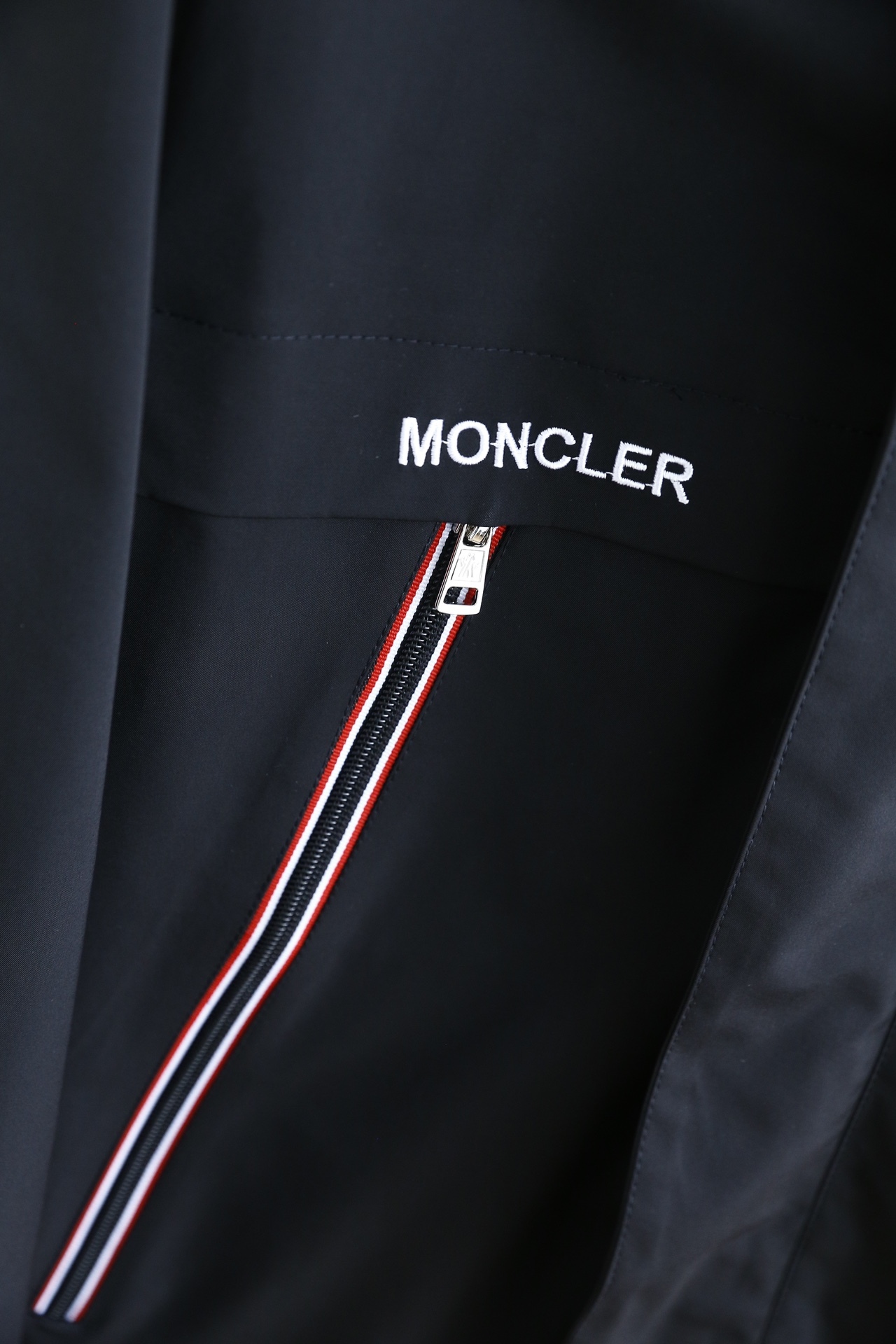 モンクレール「Moncler」2024 ss秋の新作メンズジャケット