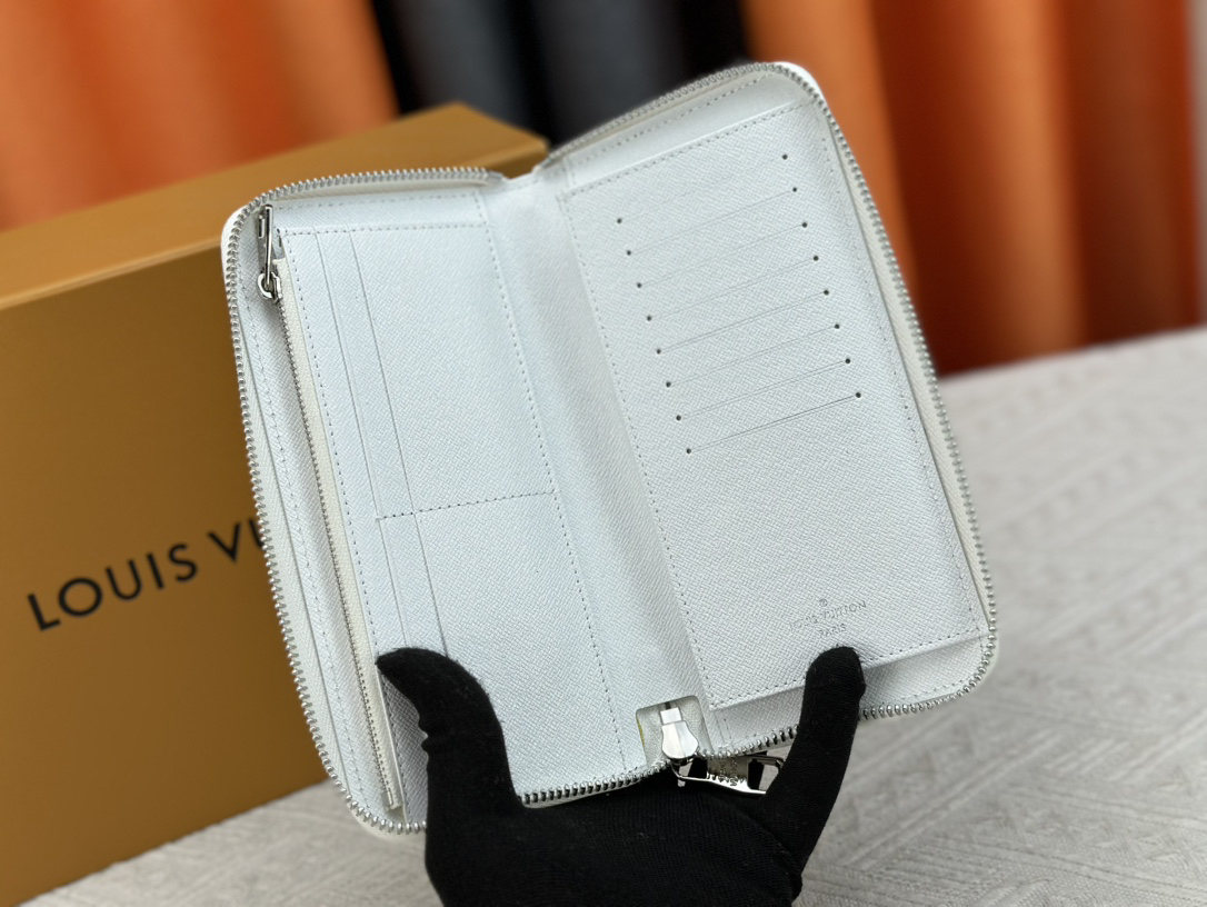 ルイ・ヴィトン「Louis Vuitton」ジッピーウォレット･ヴェルティカル