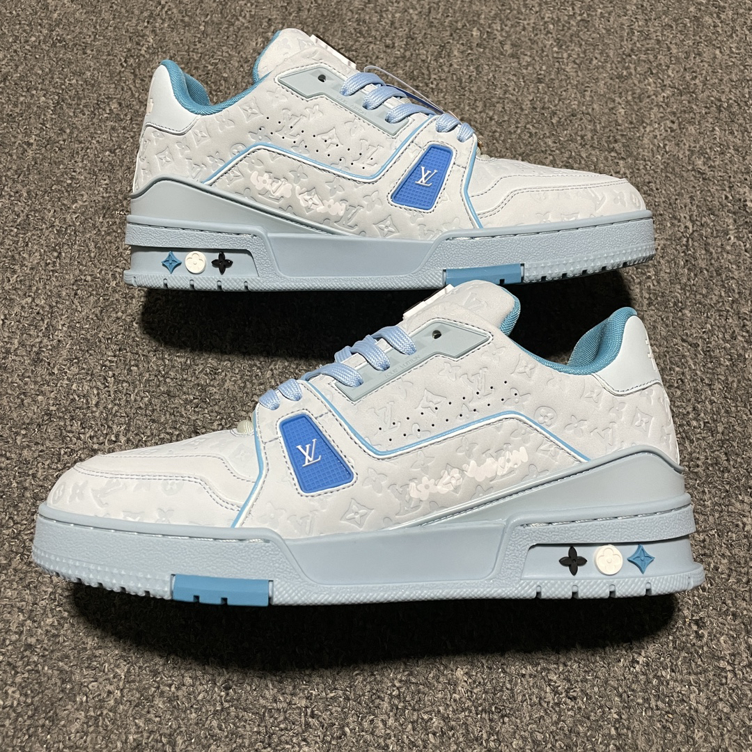 「コラボモデル」Louis Vuitton x Trainer ローカットスニーカー
