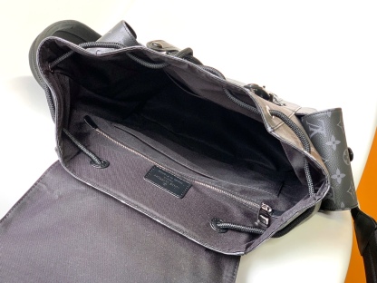 ルイ・ヴィトン「Louis Vuitton」MontsourisMMリュックサック