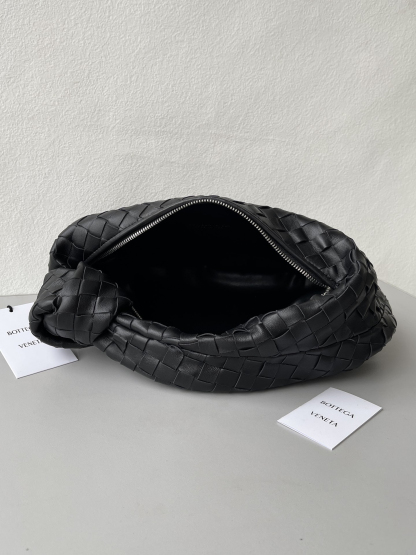 ボッテガ・ヴェネタ「Bottega Veneta」ジョディ ミディアム ショルダーバッグ