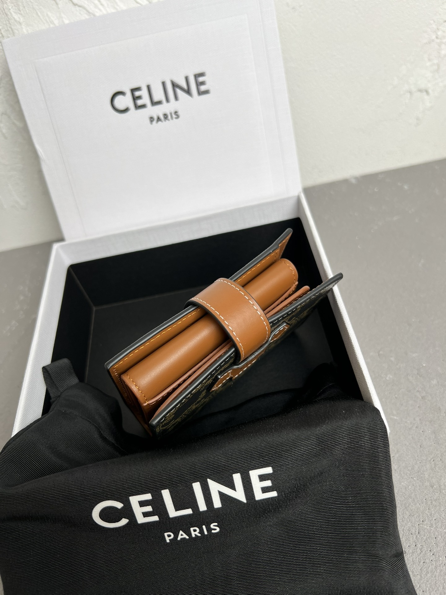 セリーヌ(Celine)ジュエリーポーチ / トリオンフキャンバス＆カーフスキン