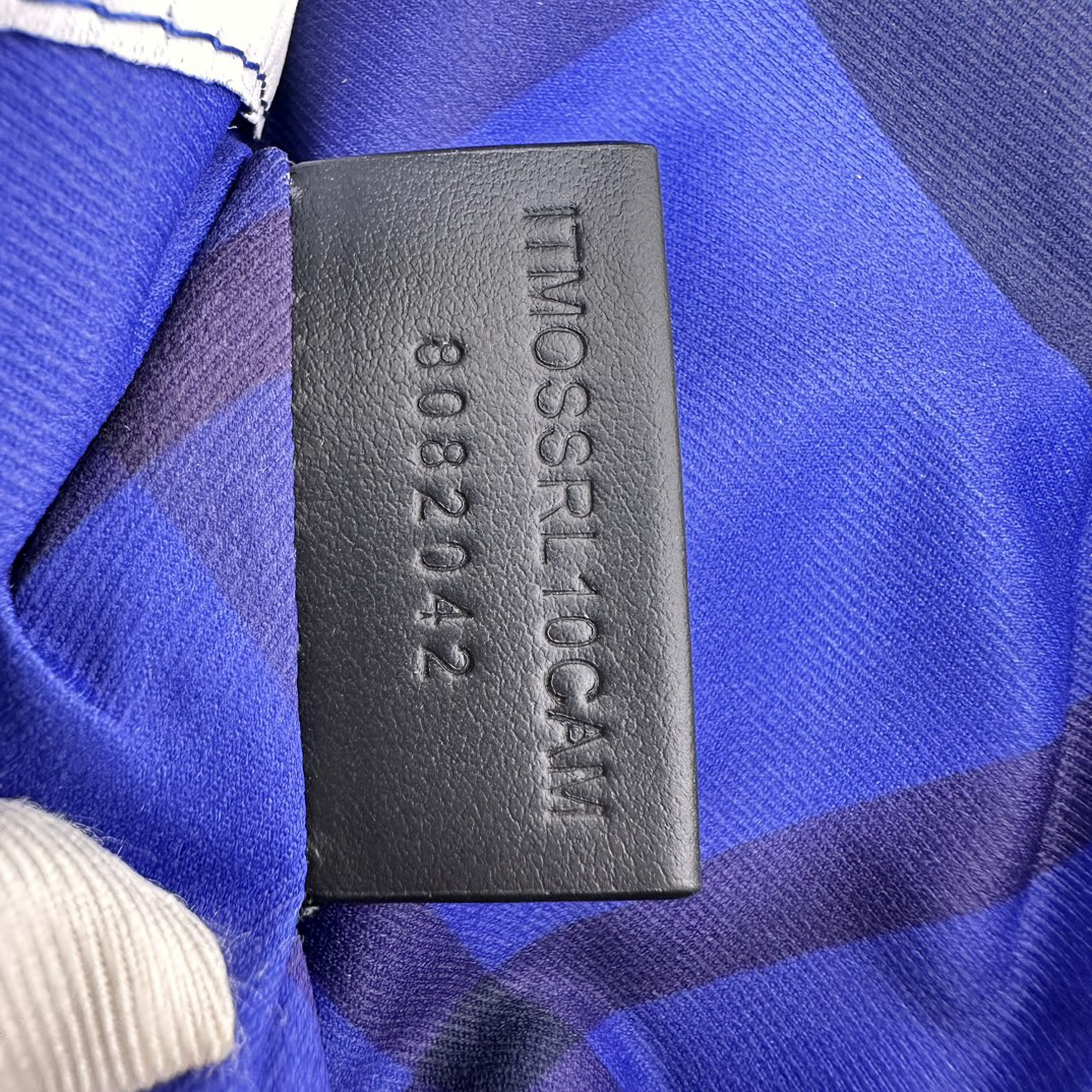 バーバリー「Burberry」トレンチ ウェストバッグ