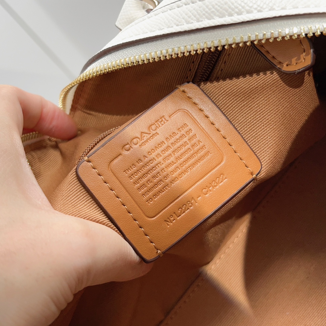 コーチ「Coach」 Rowan ラージサイズ ボストンバッグ