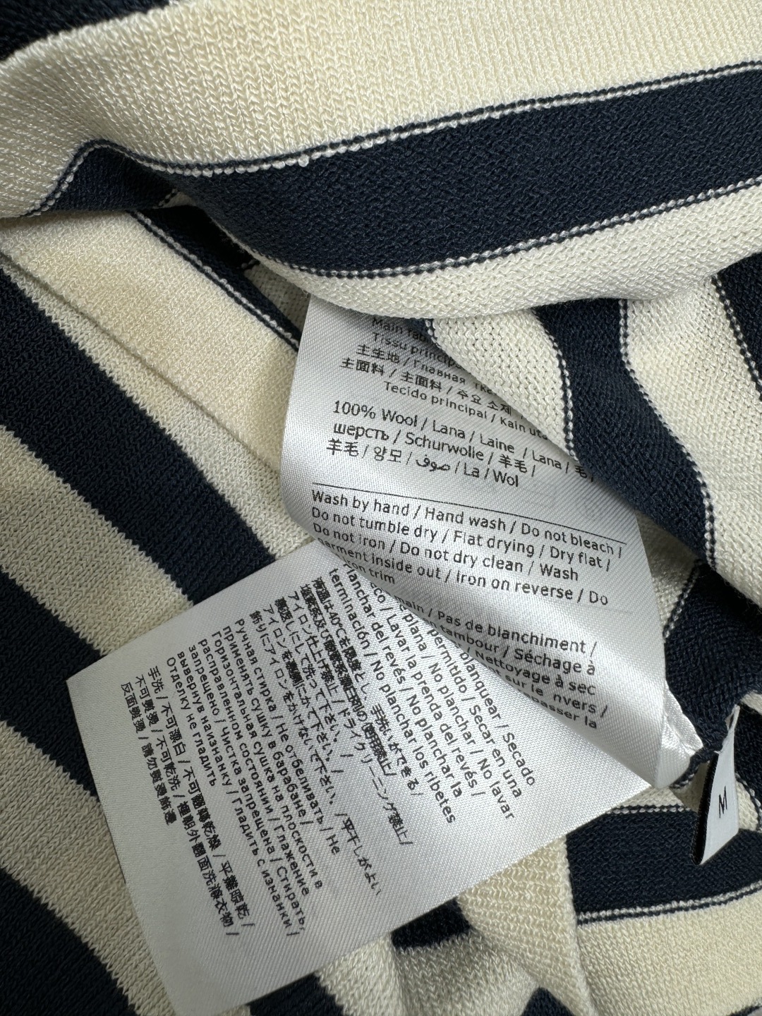 ヴァレンティノ「Valentino」2025 サマーコレクション ストライプ ラウンドネック ニットTシャツ