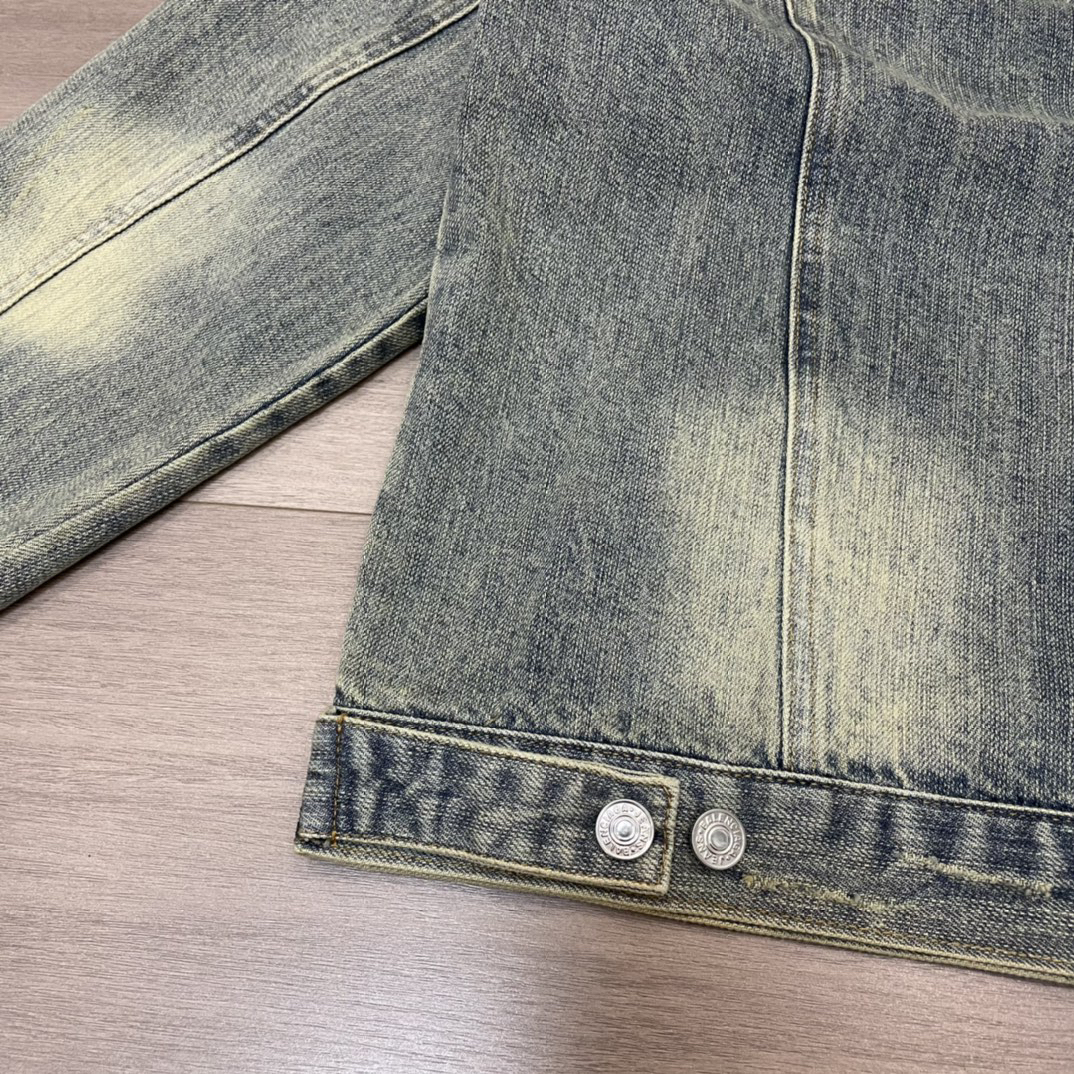 バレンシアガ「Balenciaga」blcg水洗いして古い背中のドリルを作るスローガンデニムジャケット